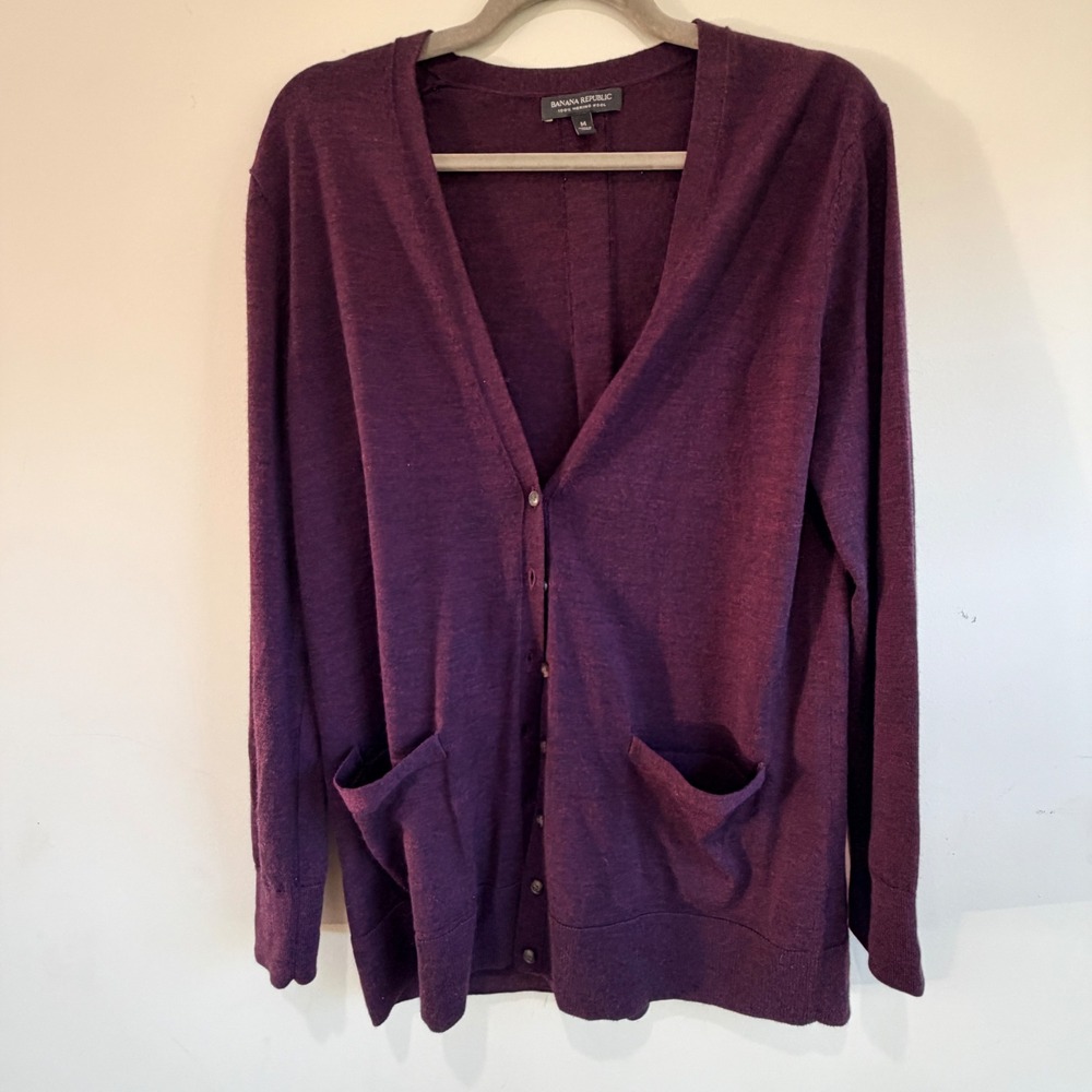 Banana Republic Cardigan Sweater Women Medium Purple Merino Wool Minimalist